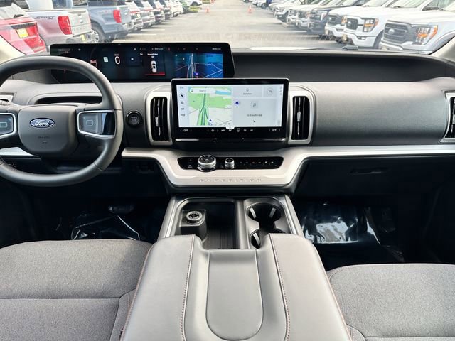 Certified 2025 Ford Expedition Active AWD/4WD image 16