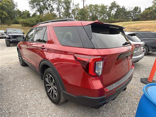 Certified 2020 Ford Explorer ST w/ Premium Technology Package AWD/4WD image 5