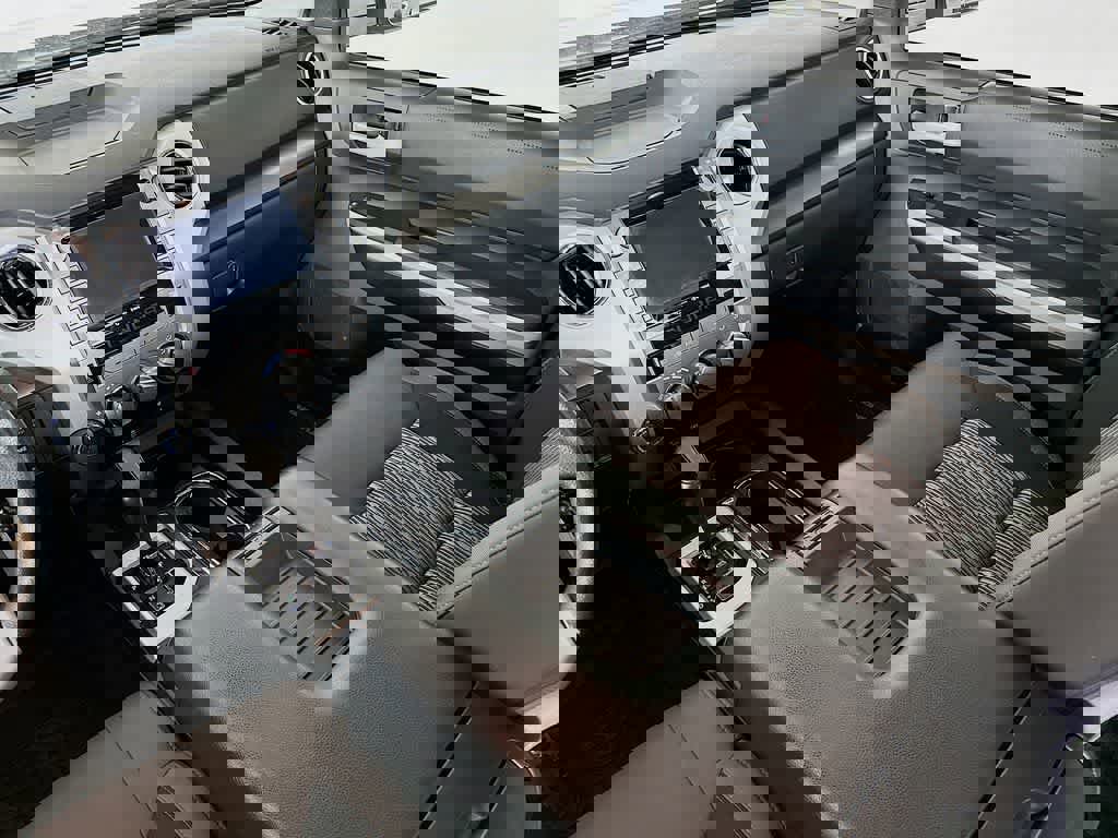 Used 2020 Toyota Tundra image 13