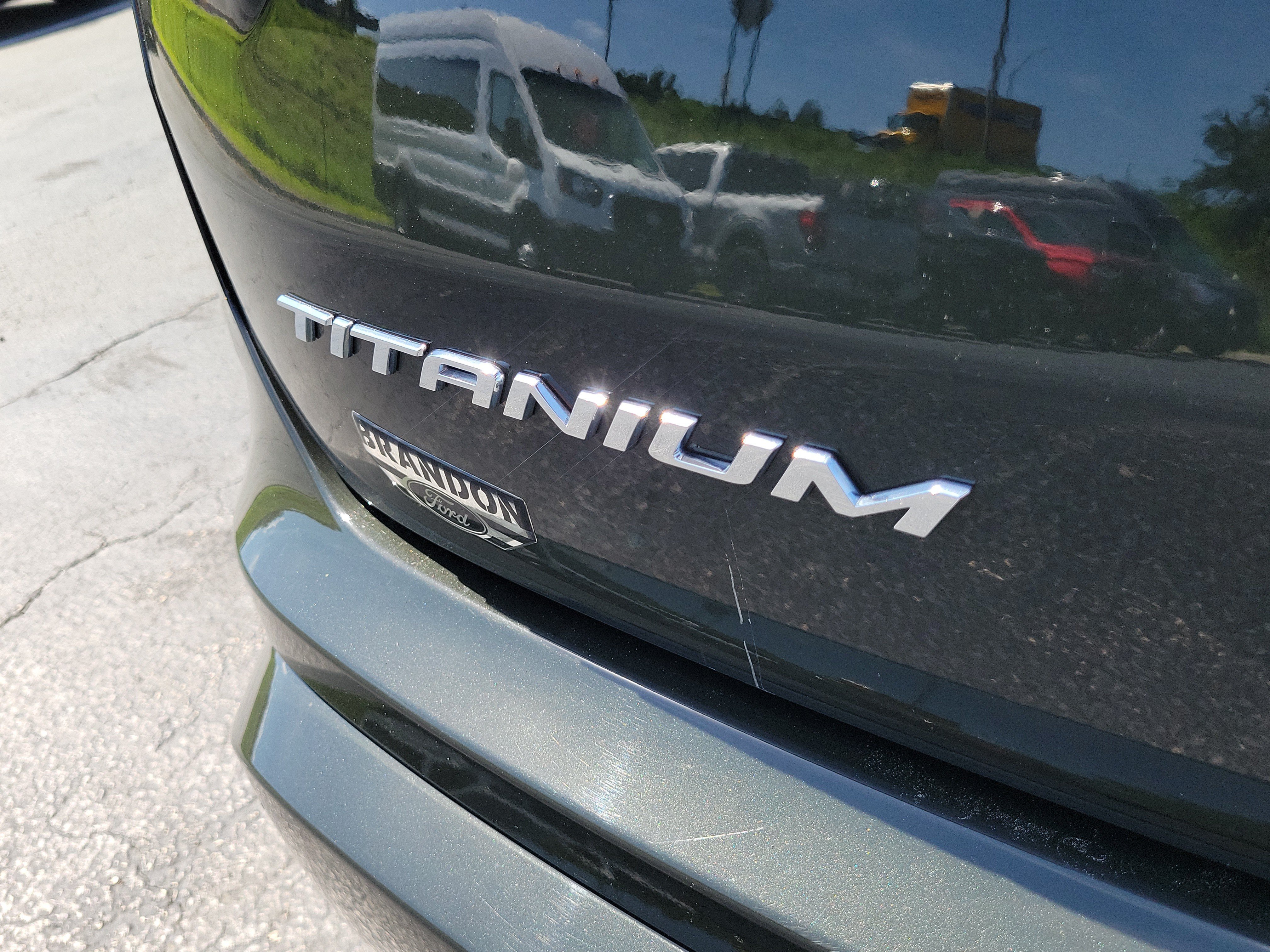 Certified 2024 Ford Edge Titanium w/ Titanium Elite Package AWD/4WD image 9