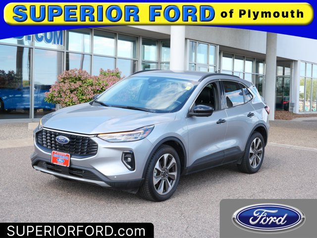 Certified 2023 Ford Escape Platinum AWD/4WD image 1