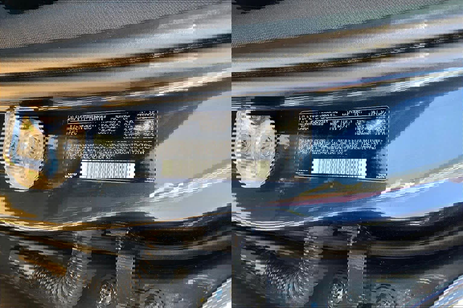 Used 2023 Volvo S60 B5 Plus image 37