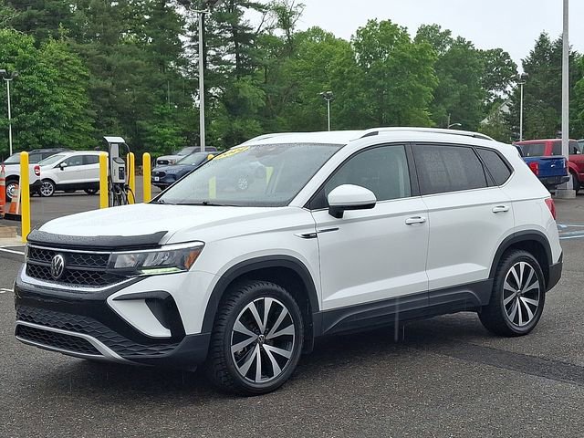 Used 2022 Volkswagen Taos SE AWD/4WD image 3