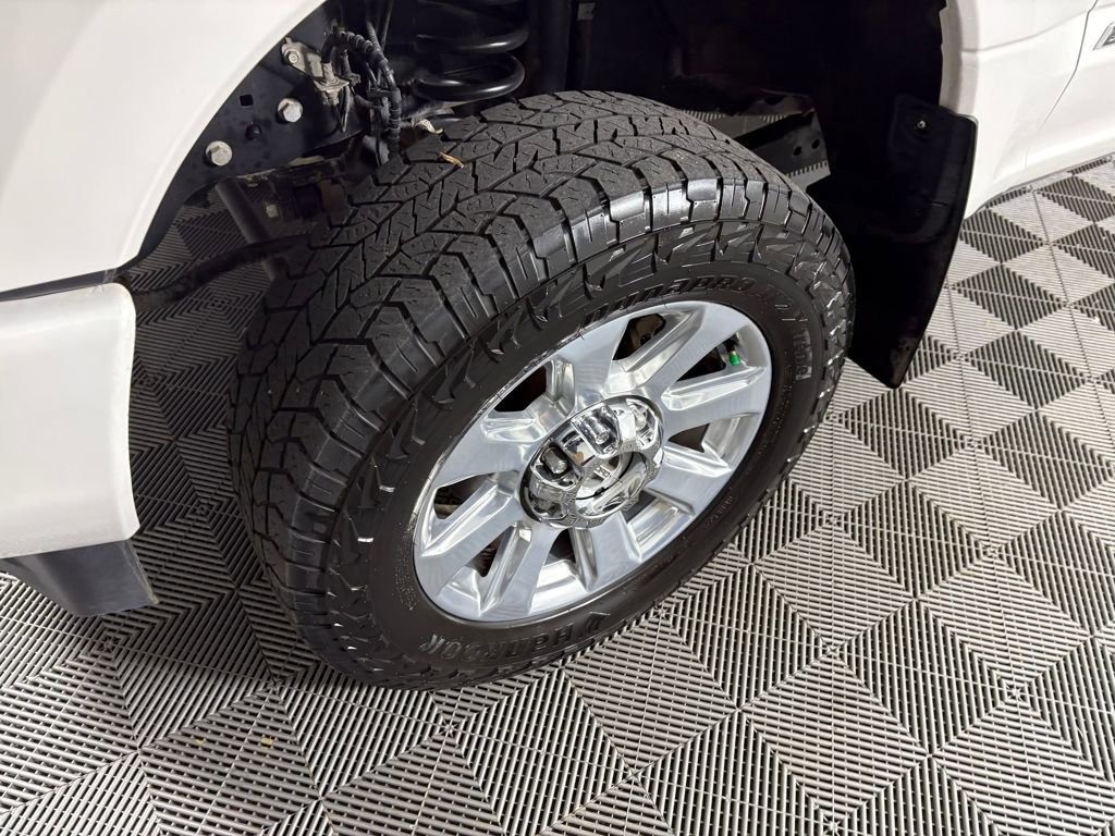 Certified 2019 Ford F350 Platinum w/ Platinum Ultimate Package image 10