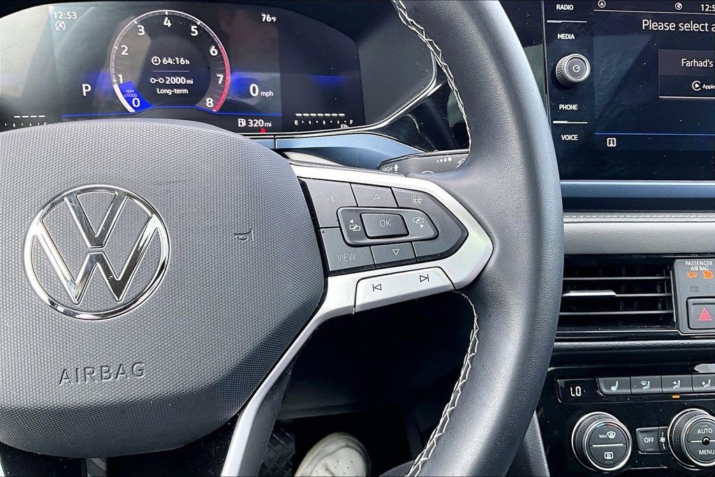 Used 2024 Volkswagen Taos SE FWD image 18