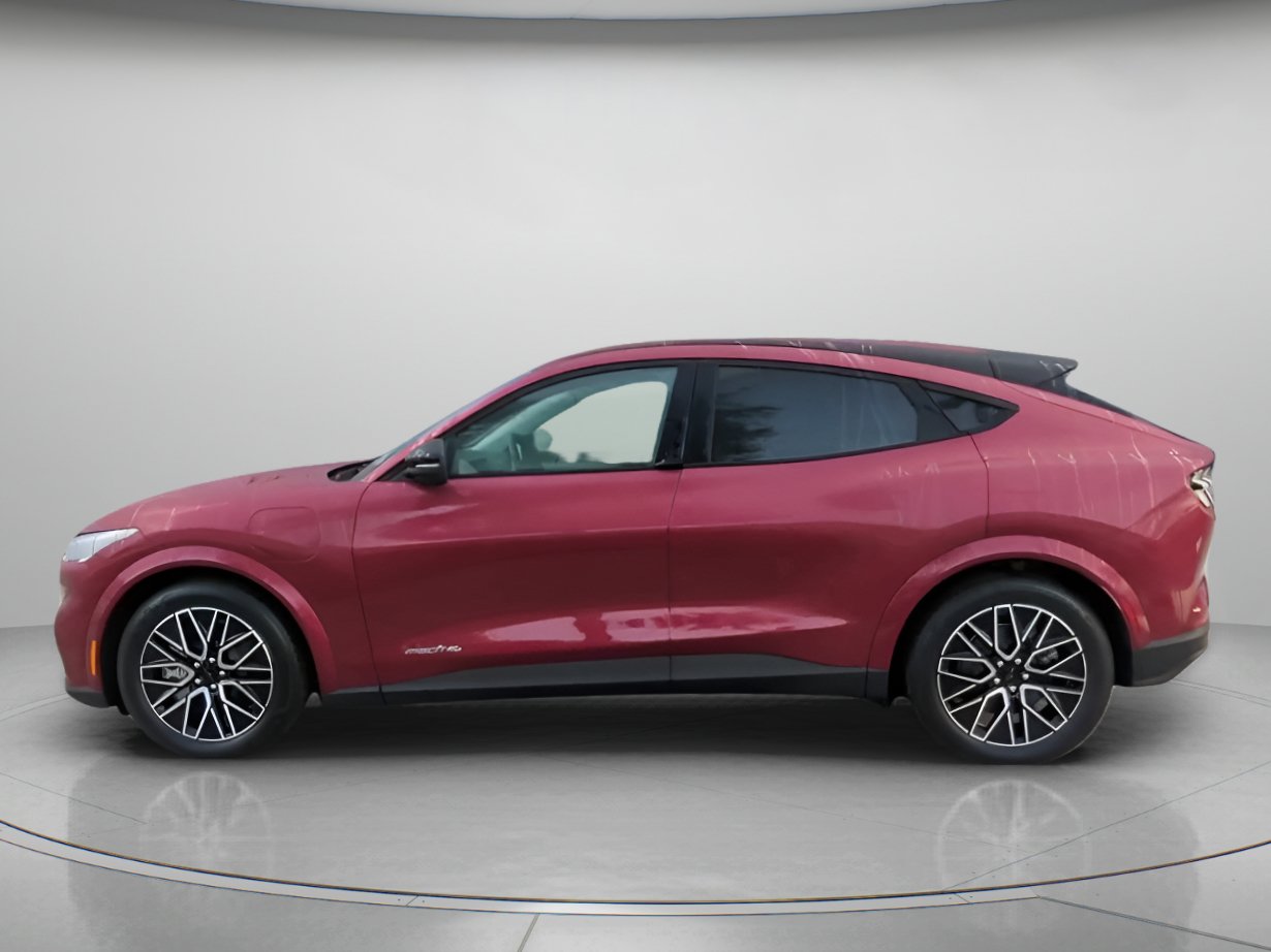 Certified 2025 Ford Mustang Mach-E Premium AWD/4WD image 18