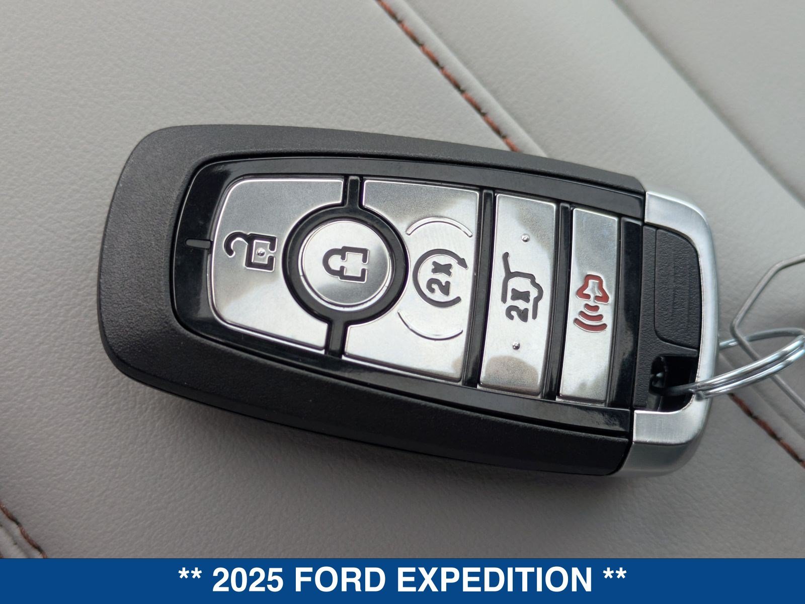 Certified 2025 Ford Expedition Active RWD image 39