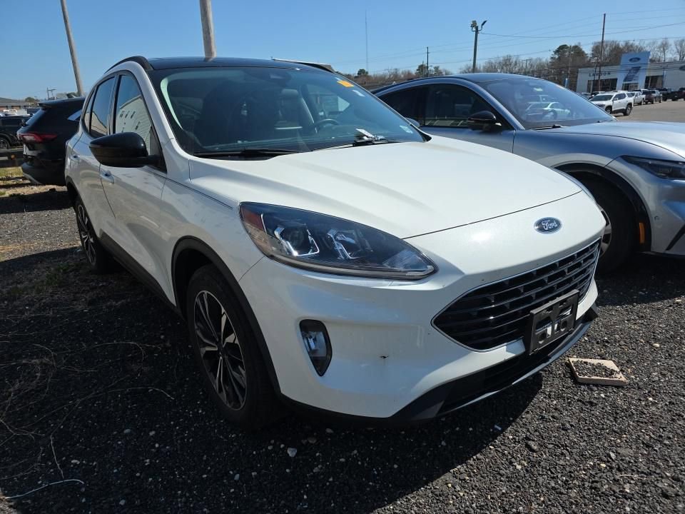 Certified 2022 Ford Escape SEL w/ SEL Stealth AWD Package image 2