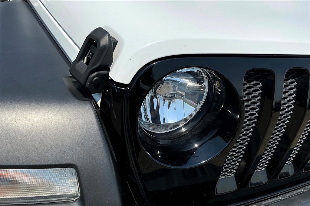 Used 2020 Jeep Wrangler Unlimited Sport image 29