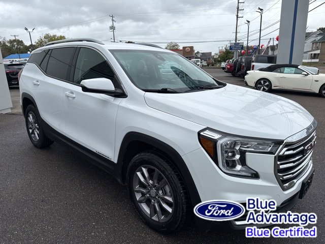 Used 2023 GMC Terrain SLT image 4