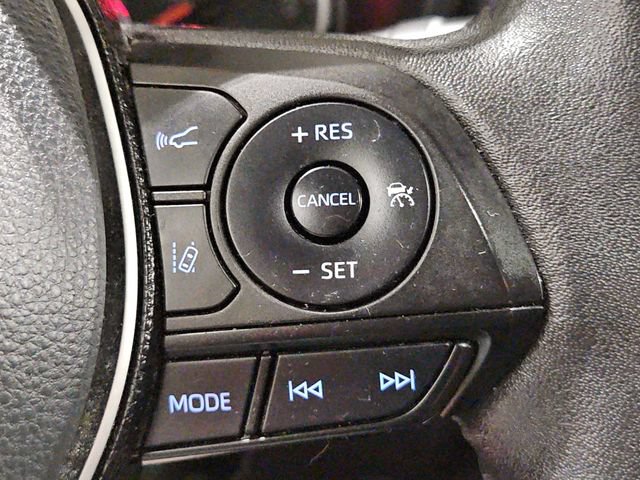 Used 2021 Toyota RAV4 XLE Premium AWD/4WD image 30