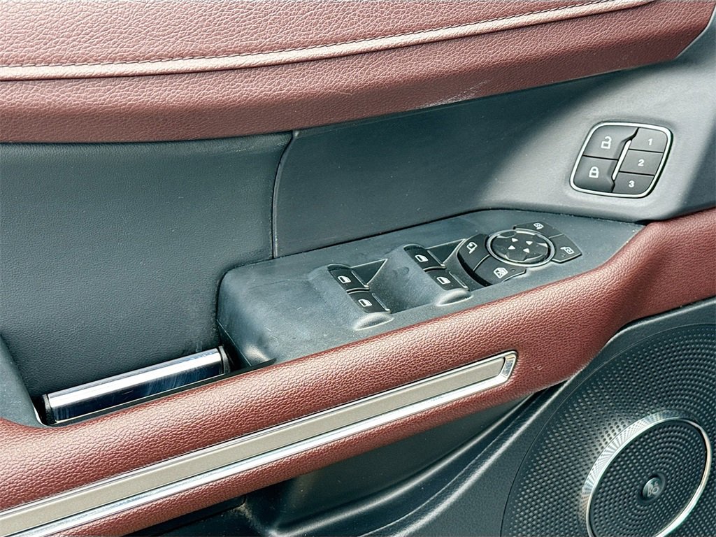 Certified 2022 Ford Expedition Limited image 16