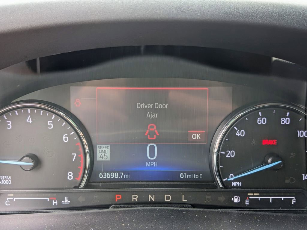 Certified 2022 Ford Explorer XLT w/ Equipment Group 202A image 34