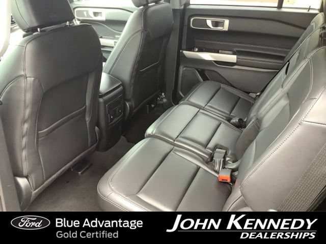 Certified 2023 Ford Explorer XLT w/ Equipment Group 202A AWD/4WD image 28