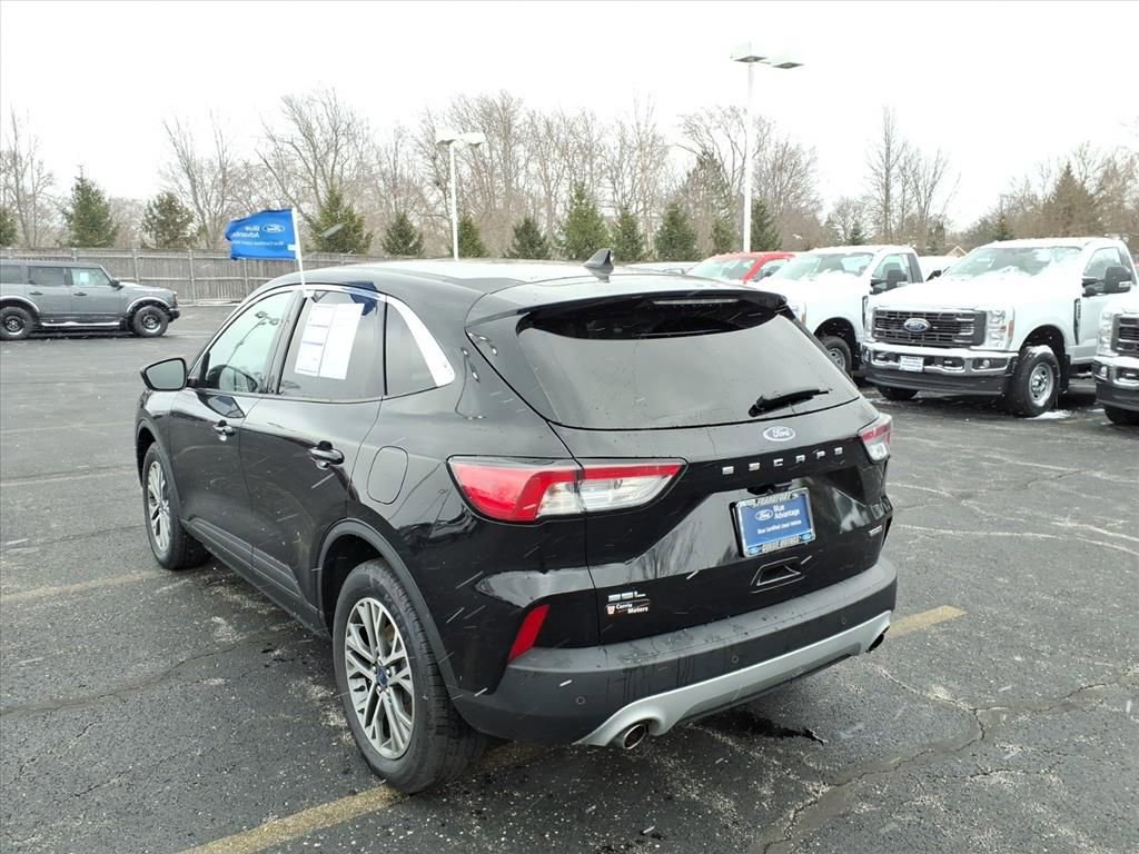 Certified 2022 Ford Escape SEL image 3