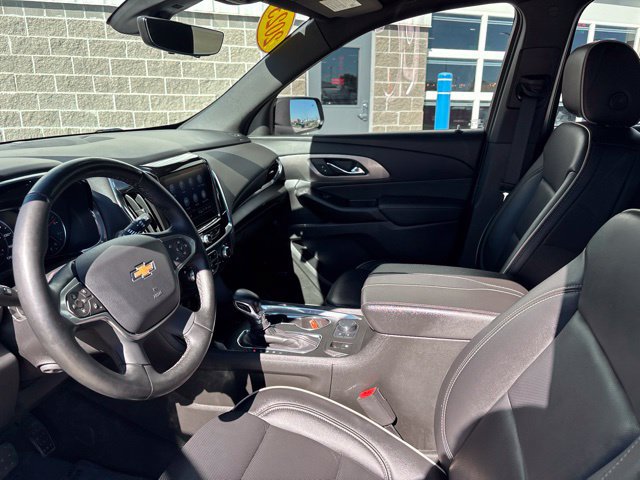 Used 2023 Chevrolet Traverse Premier AWD/4WD image 18