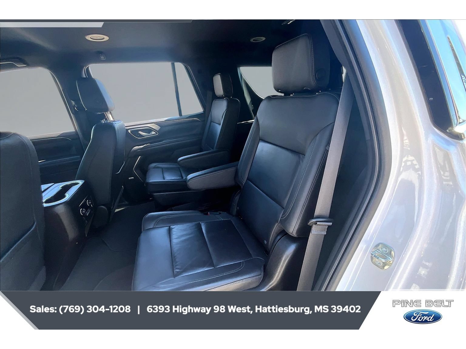 Used 2022 Chevrolet Tahoe LT w/ Luxury Package AWD/4WD image 19