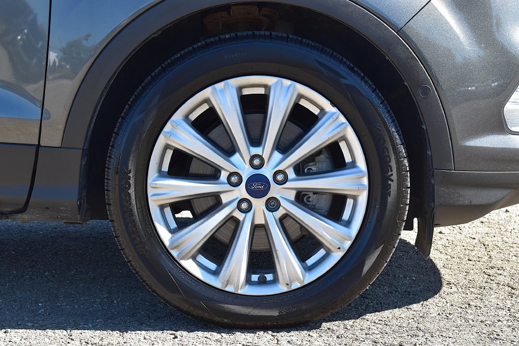 Certified 2018 Ford Escape Titanium FWD image 6