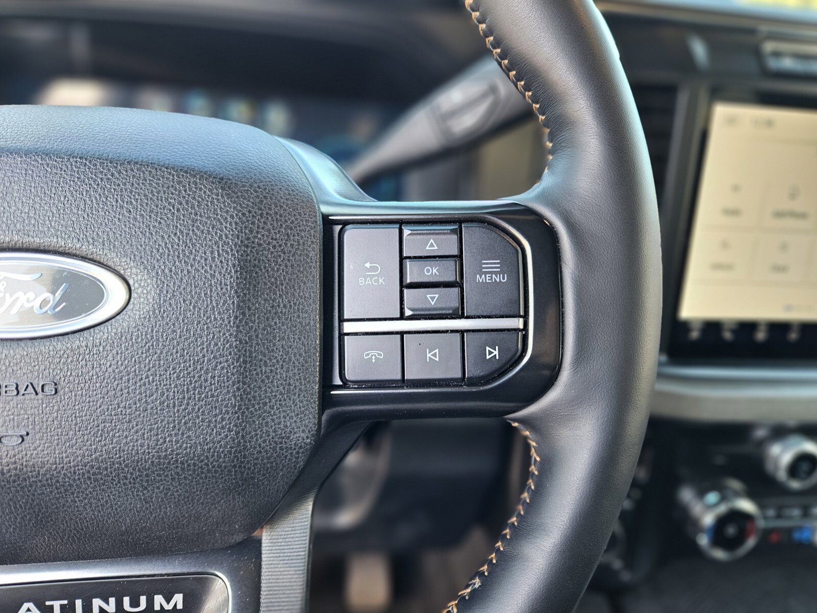 Certified 2024 Ford F250 Platinum w/ FX4 Off-Road Package image 30