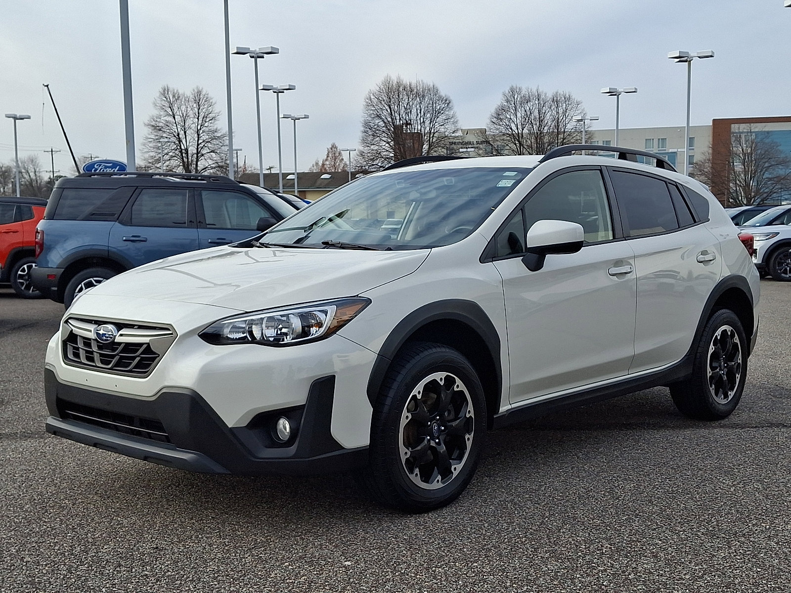 Used 2023 Subaru Crosstrek 2.0i Premium image 4