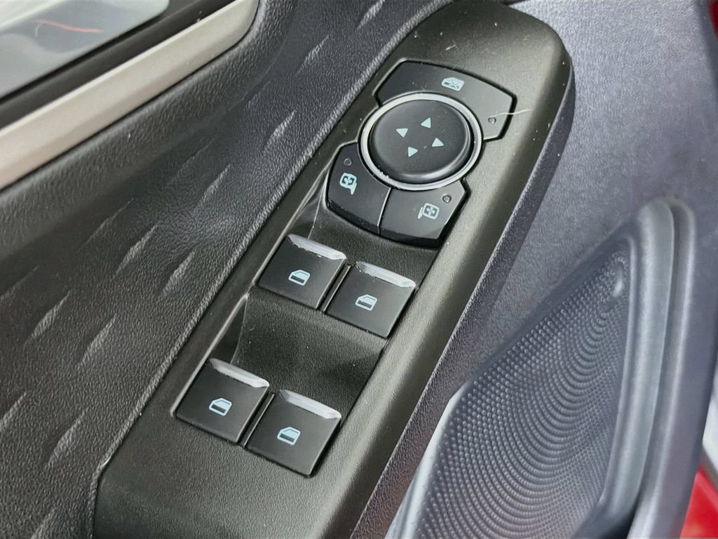 Certified 2020 Ford Escape SE FWD image 21