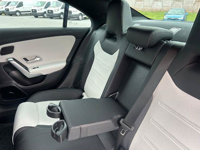 Used 2023 Mercedes-Benz CLA 250 4MATIC image 31