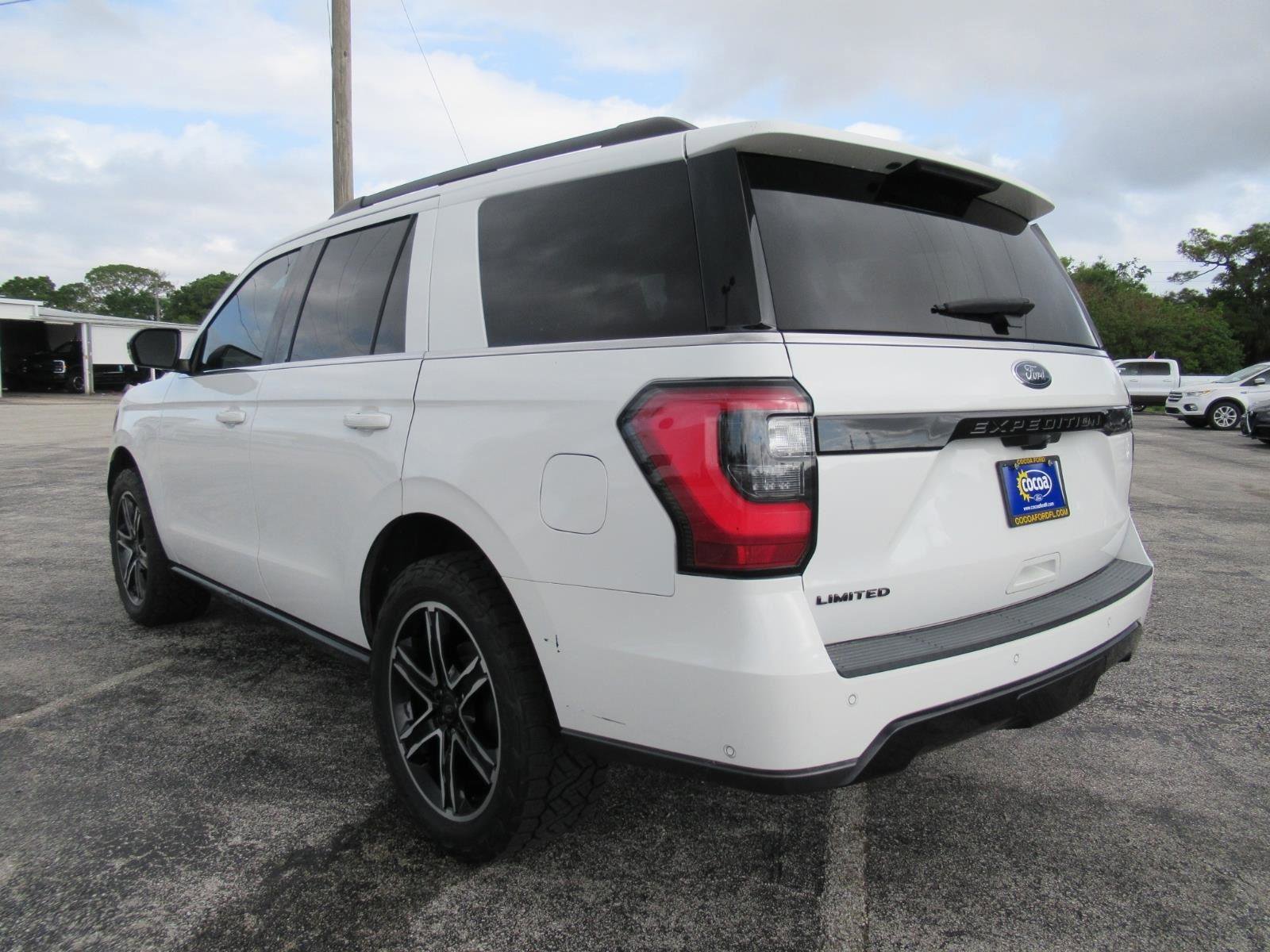 Certified 2021 Ford Expedition Limited RWD image 5