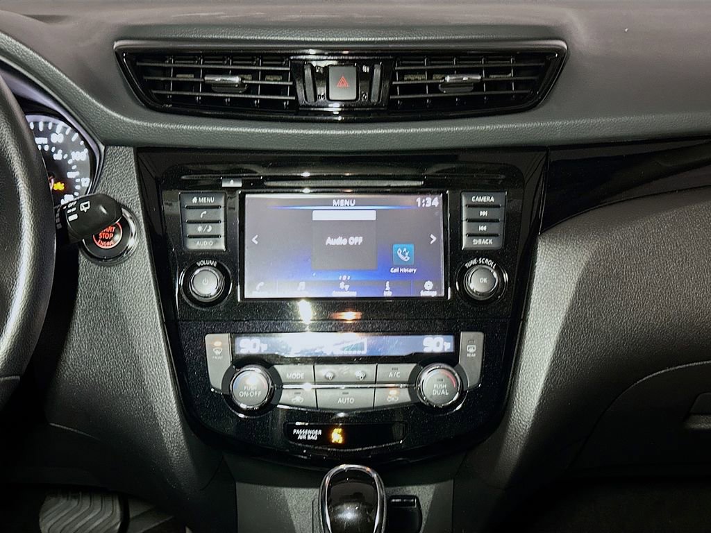 Used 2021 Nissan Rogue Sport SV w/ Technology Package image 14