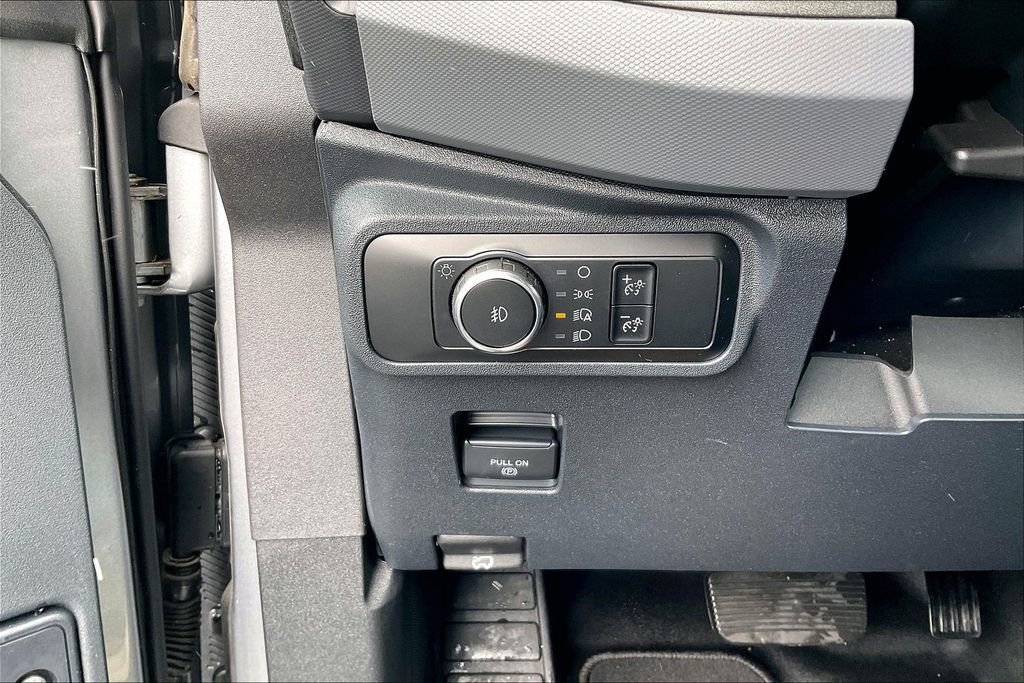 Certified 2024 Ford Bronco Black Diamond image 33