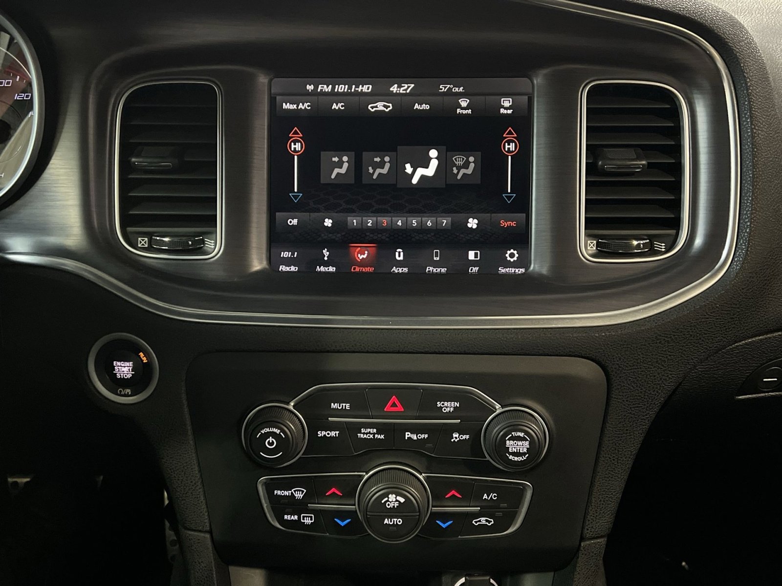 Used 2018 Dodge Charger R/T Scat Pack image 20