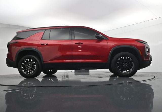 Used 2024 Chevrolet Traverse Z71 AWD/4WD image 41