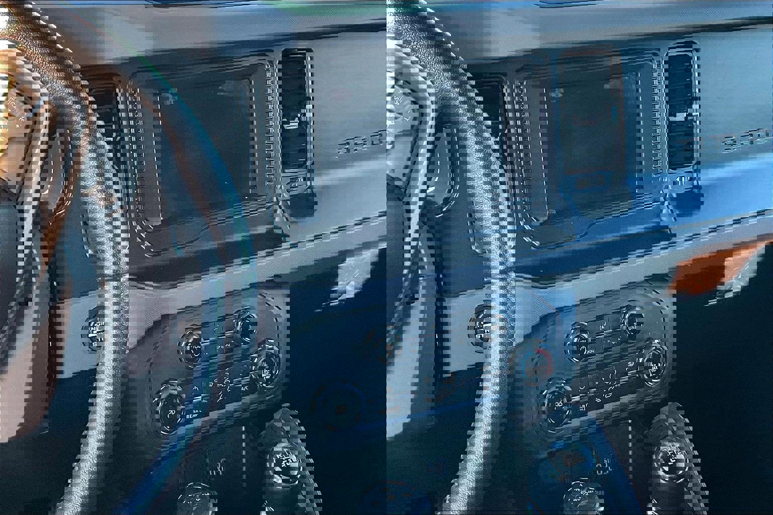 Certified 2022 Ford Bronco Big Bend image 6