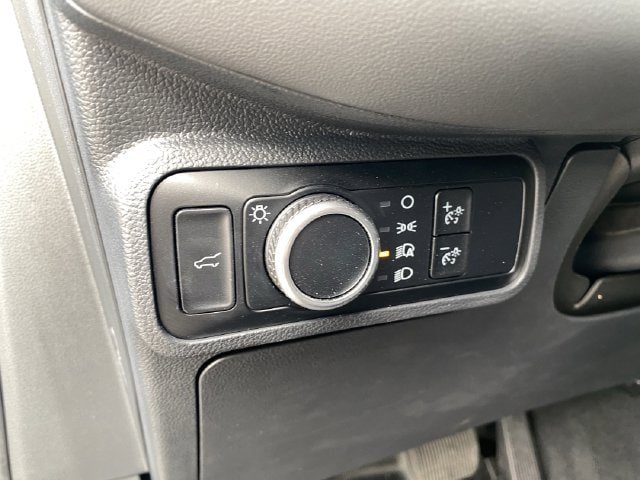 Certified 2025 Ford Explorer Active AWD/4WD image 25