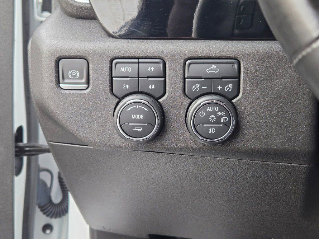 Used 2023 Chevrolet Silverado 1500 RST image 31