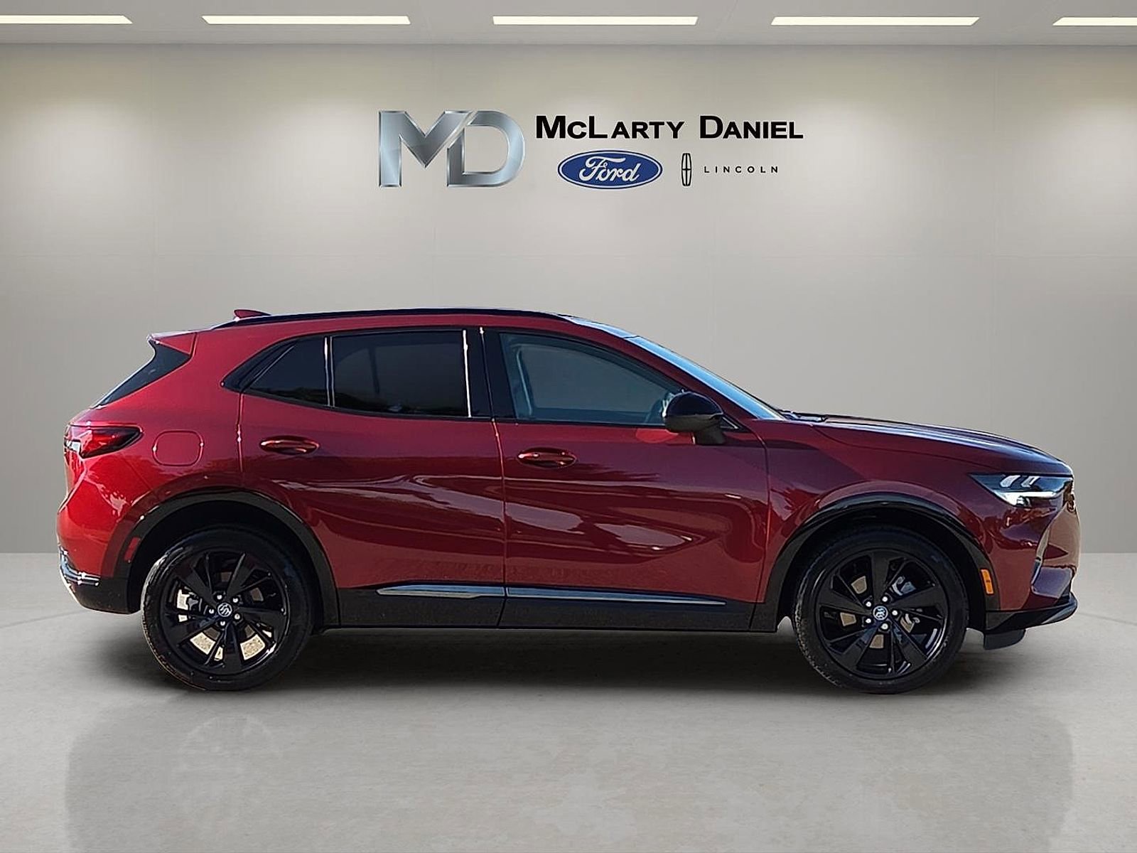Used 2023 Buick Envision Preferred w/ Sport Touring Package AWD/4WD image 6