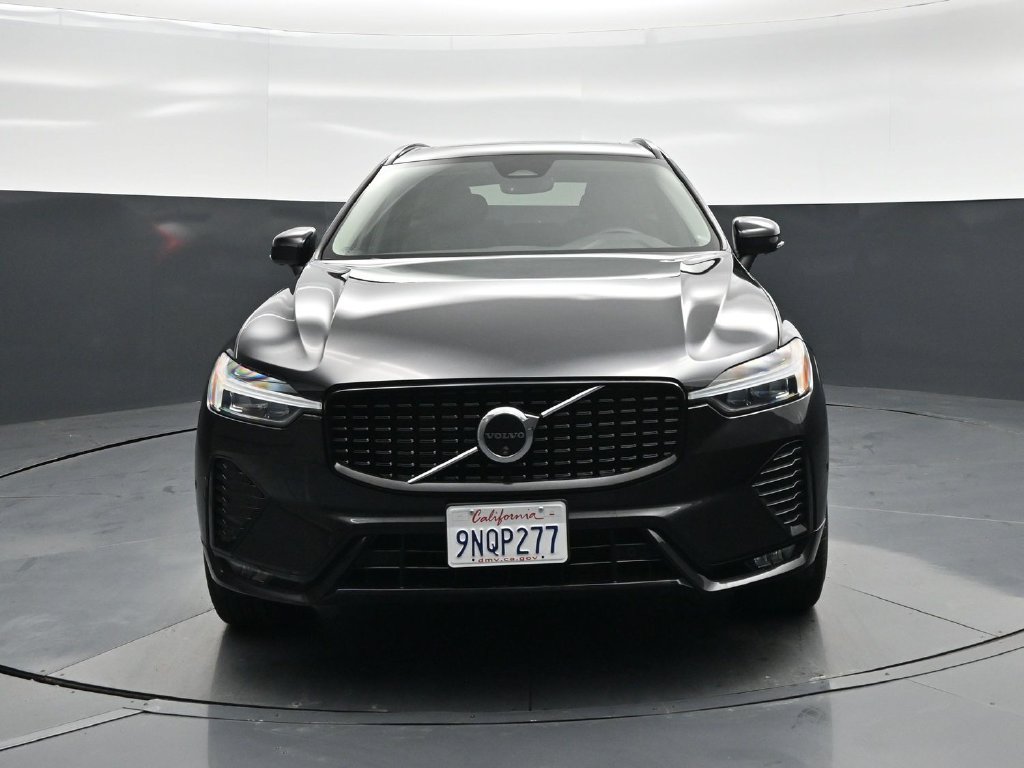 Used 2025 Volvo XC60 B5 Plus AWD/4WD image 54