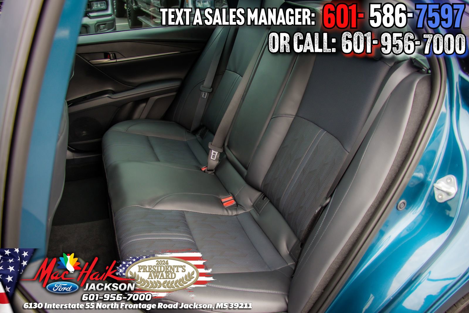 Used 2025 Toyota Camry XSE FWD image 10