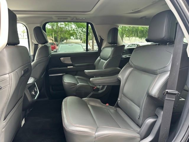 Certified 2025 Ford Expedition Active RWD image 15