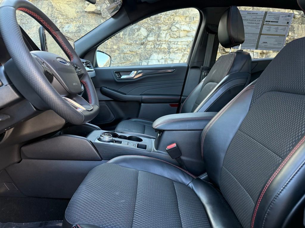 Certified 2023 Ford Escape ST-Line Select w/ Tech Pack #2 image 20