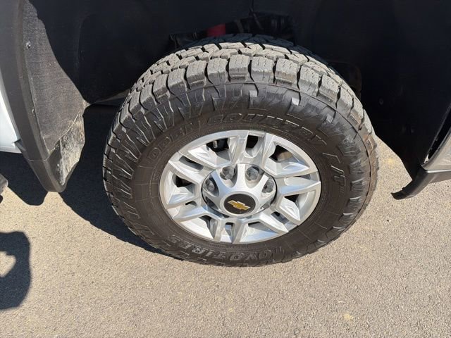 Used 2022 Chevrolet Silverado 2500 LT image 6