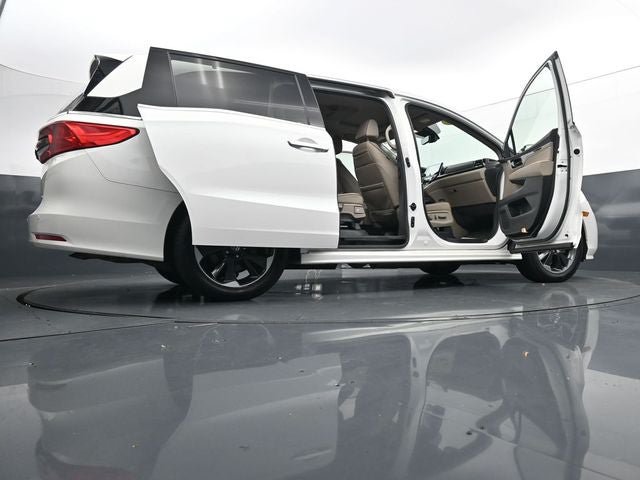 Used 2023 Honda Odyssey Elite image 37