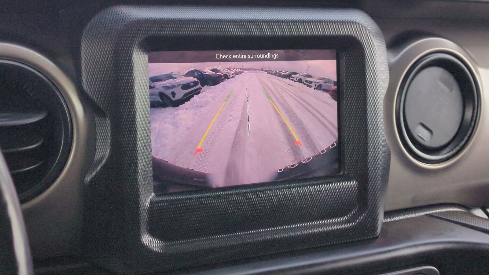 Used 2020 Jeep Wrangler Unlimited Sport image 32