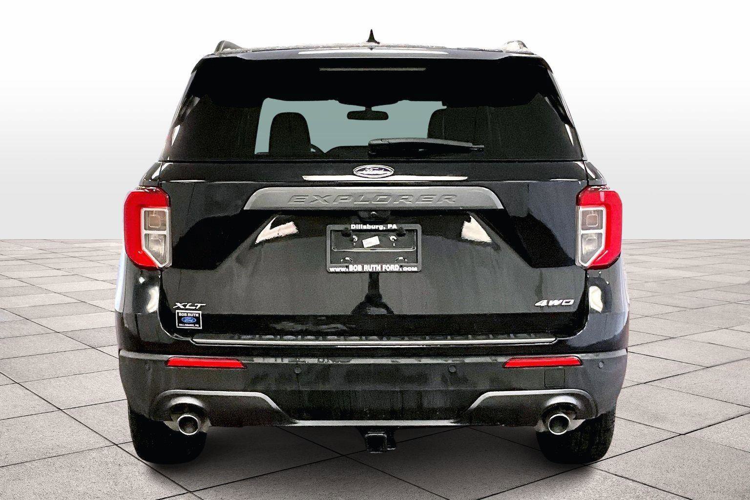 Certified 2023 Ford Explorer XLT w/ Equipment Group 202A image 2