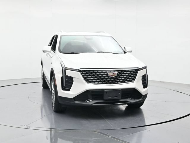 Used 2024 Cadillac XT4 Premium Luxury AWD/4WD image 4