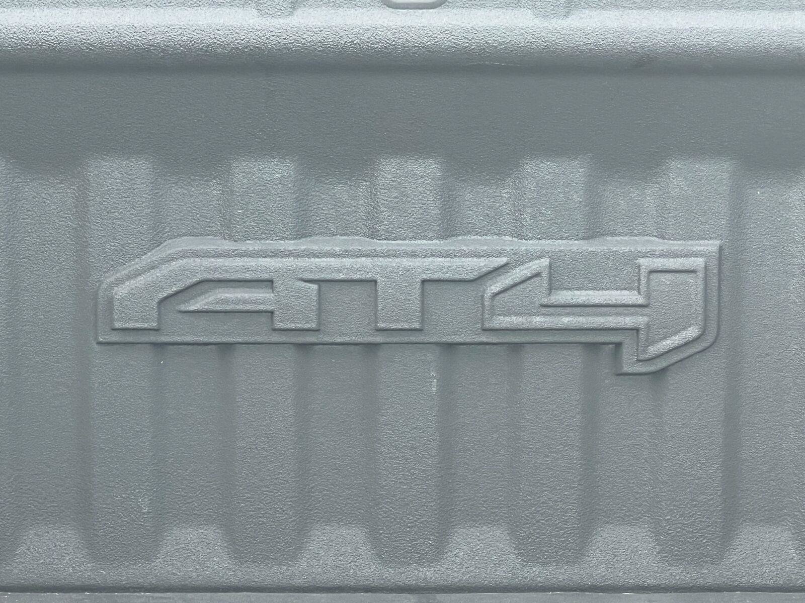 Used 2024 GMC Sierra 1500 AT4 w/ Technology Package AWD/4WD image 27
