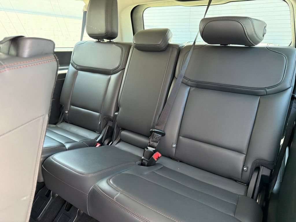 Certified 2025 Ford Expedition Max Active AWD/4WD image 9