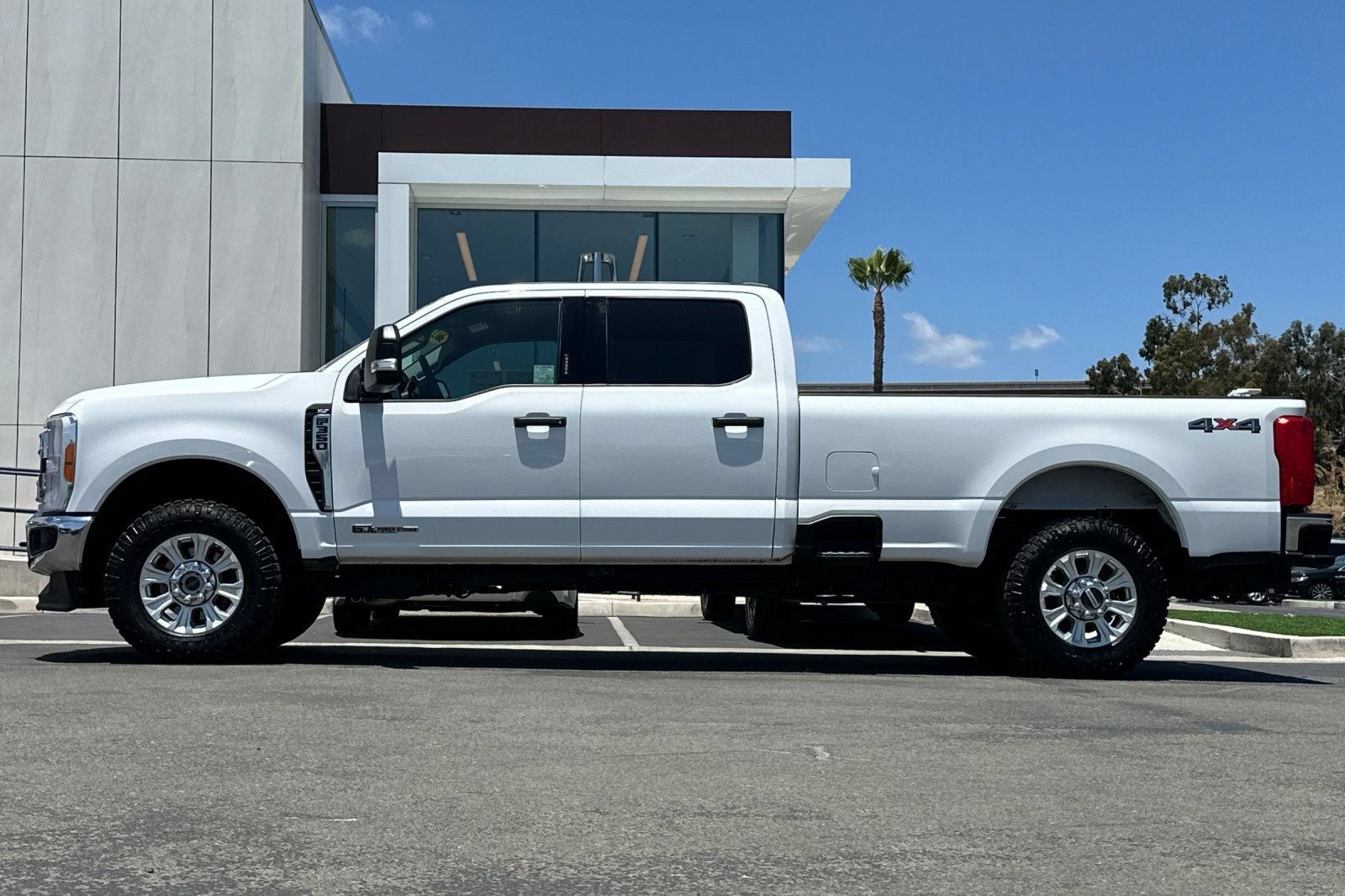 Certified 2023 Ford F350 XLT AWD/4WD image 6