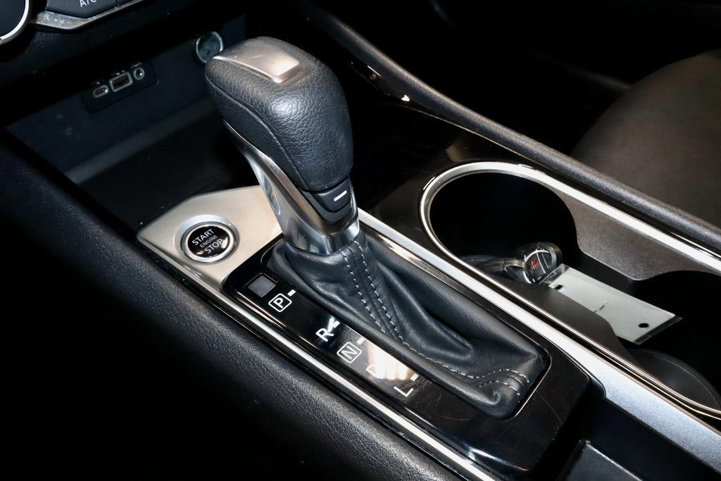 Used 2024 Nissan Altima 2.5 SV image 32