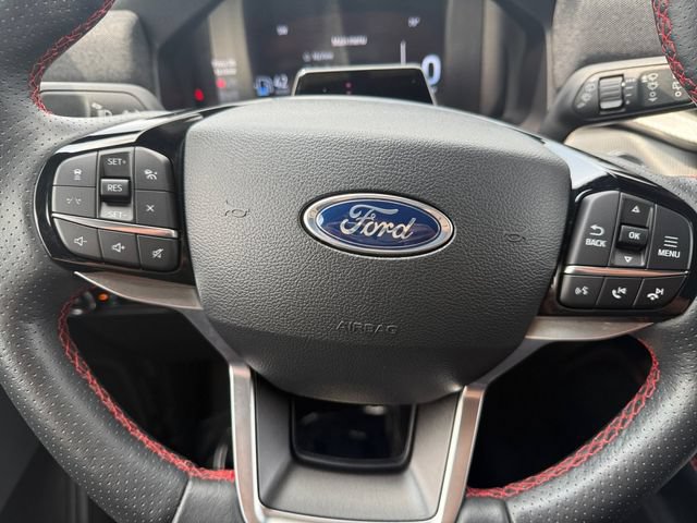 Certified 2025 Ford Explorer ST-Line w/ ST-Line Street Pack AWD/4WD image 13