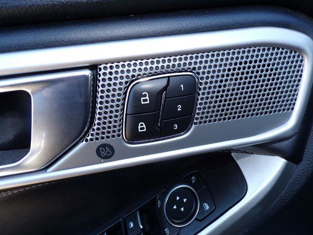 Certified 2021 Ford Explorer Limited w/ Equipment Group 301A image 19